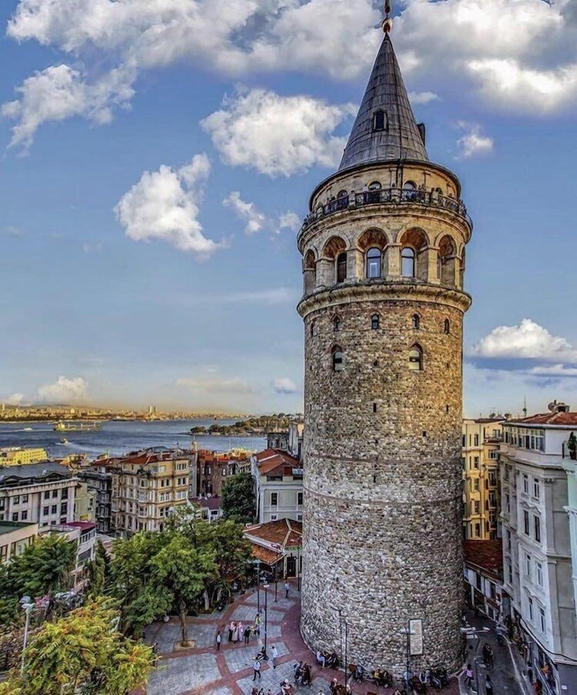 Grand Papirus Hotel Istanbul Exterior photo