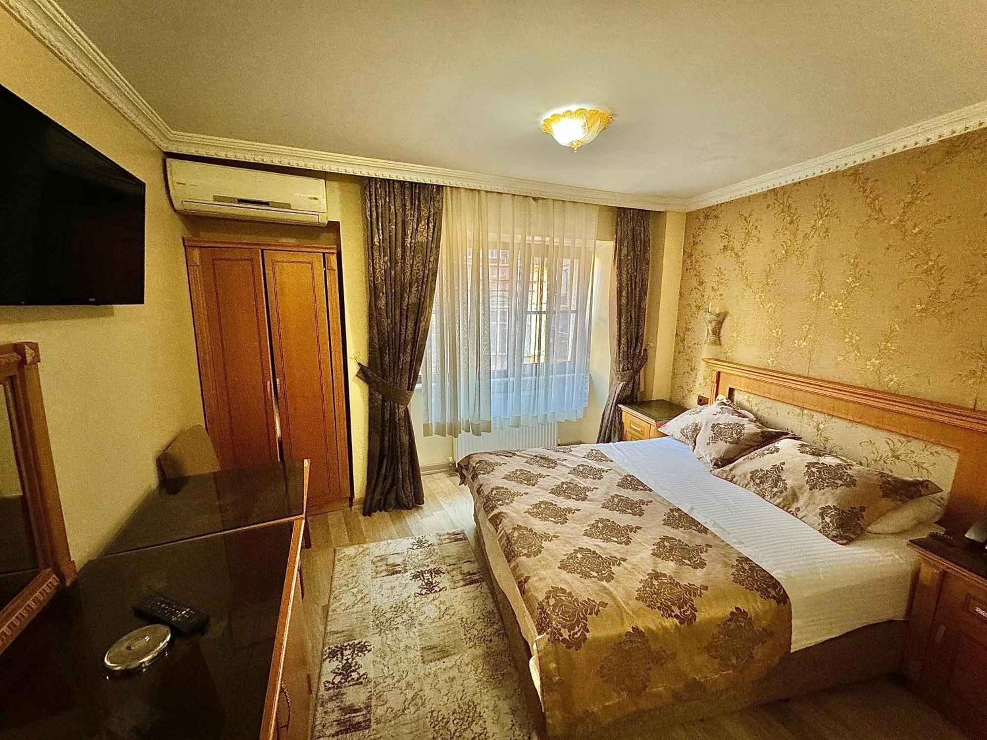 Grand Papirus Hotel Istanbul Exterior photo